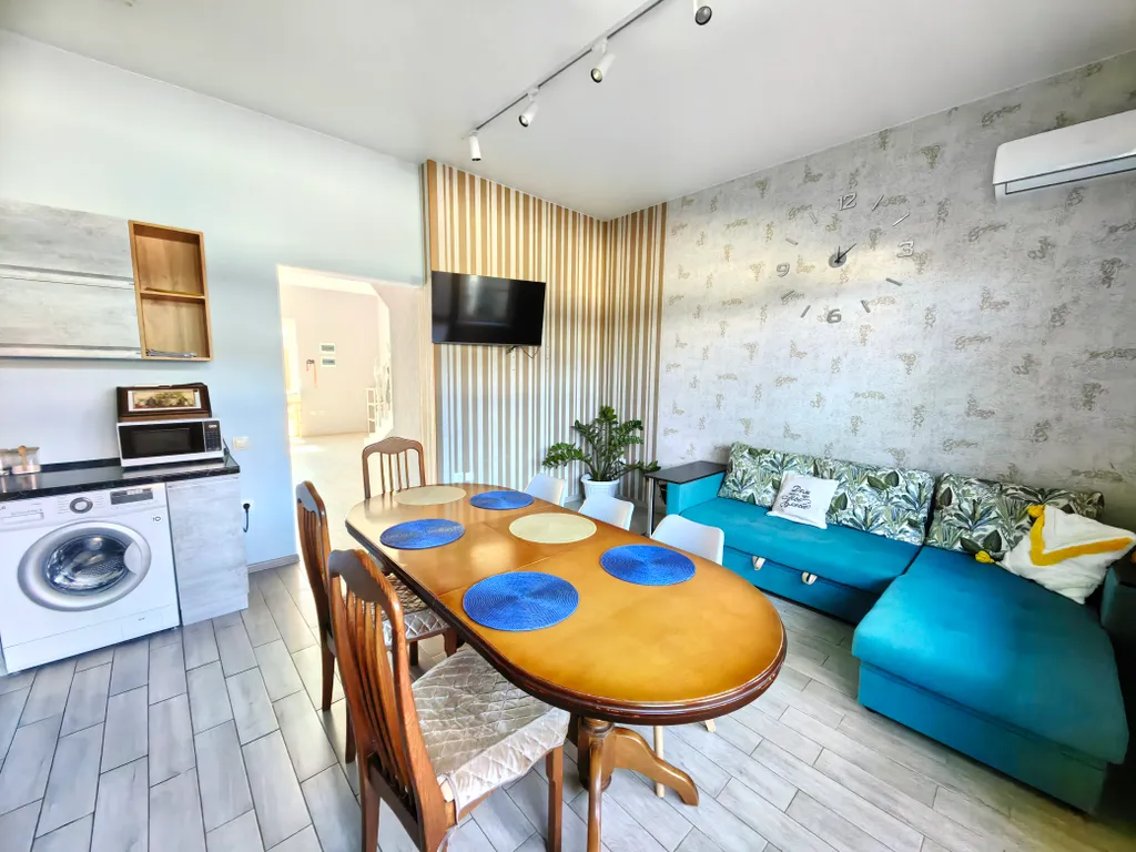 Дом с джакузи с подогревом без хозяев