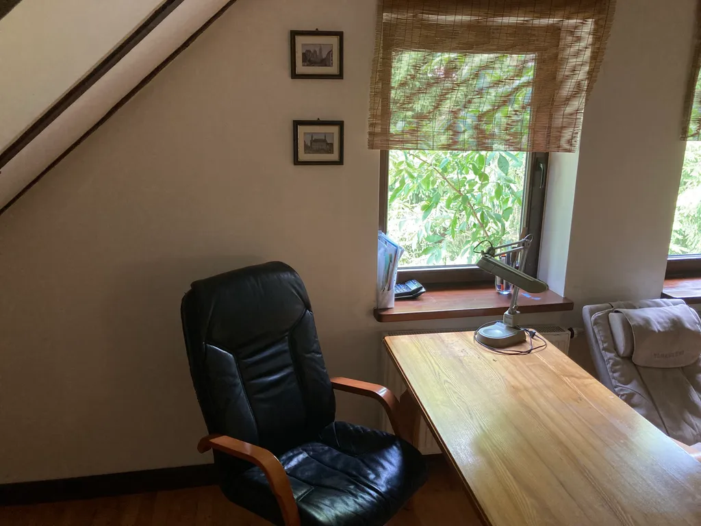 Дом с пляжем у моря