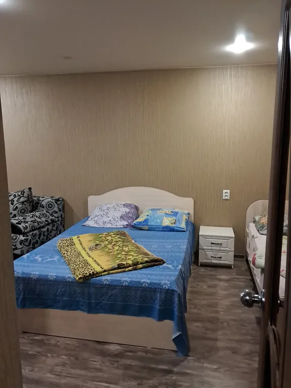 Вместительная двухкомнатная квартира с парковкой под окном