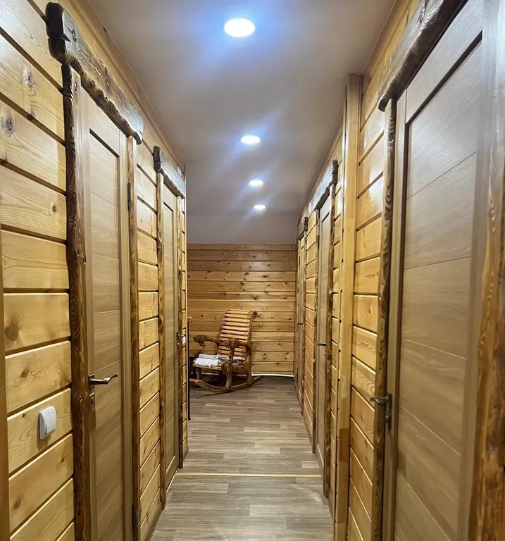 Коттедж с баней и сушилкой на территории