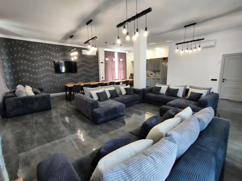 Новая Вилла Нинель возле моря