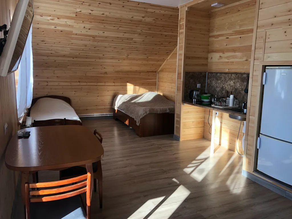 Трехместный номер с видом на горы (2 этаж)