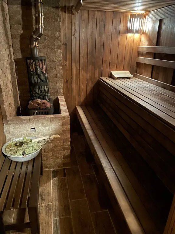 Коттедж У Реки Коттедж с баней на дровах — Таганрог