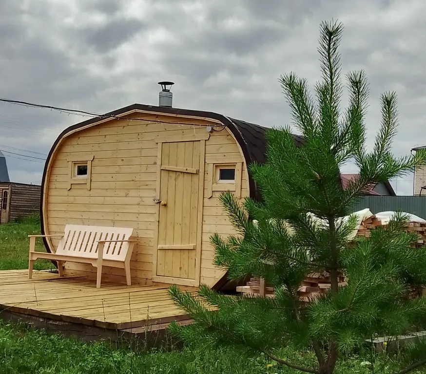 Дом с террасой и баней на дровах