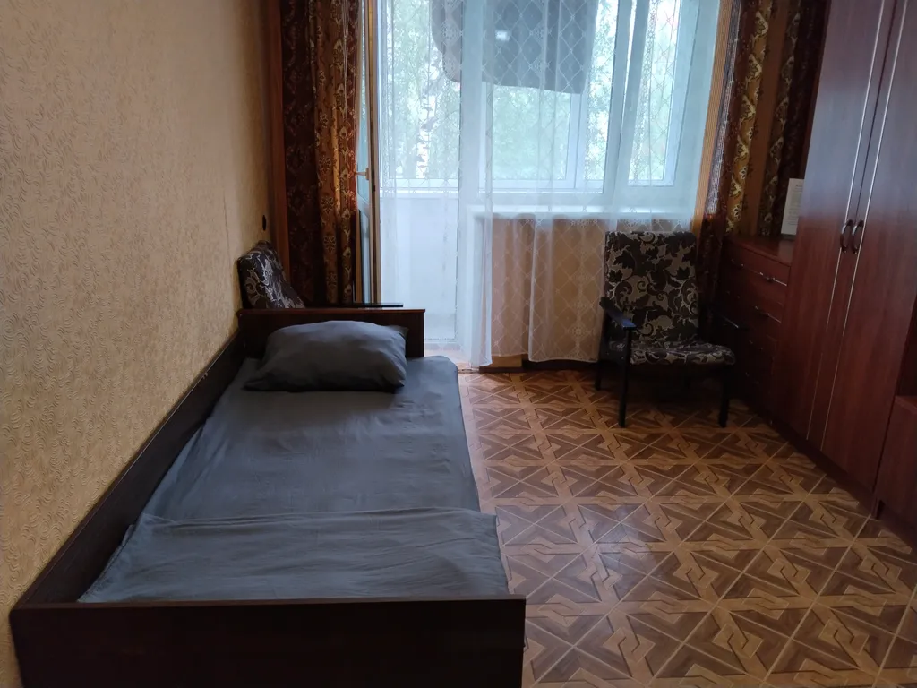 Квартира в центре Раменского, новая кровать с новым матрасом.