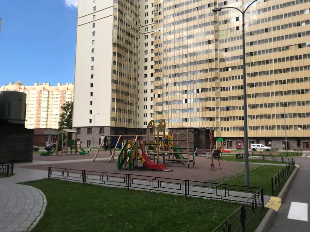 Красивая квартира Oliva с видом у метро