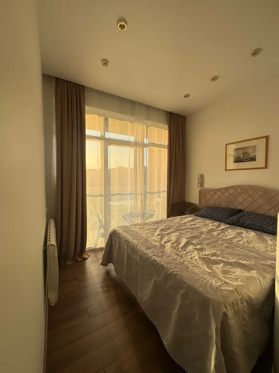 Студия с видом на море