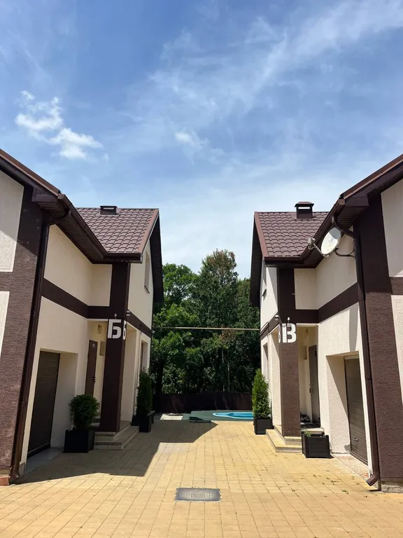 Коттедж Дом для отдыха б — Виноградное