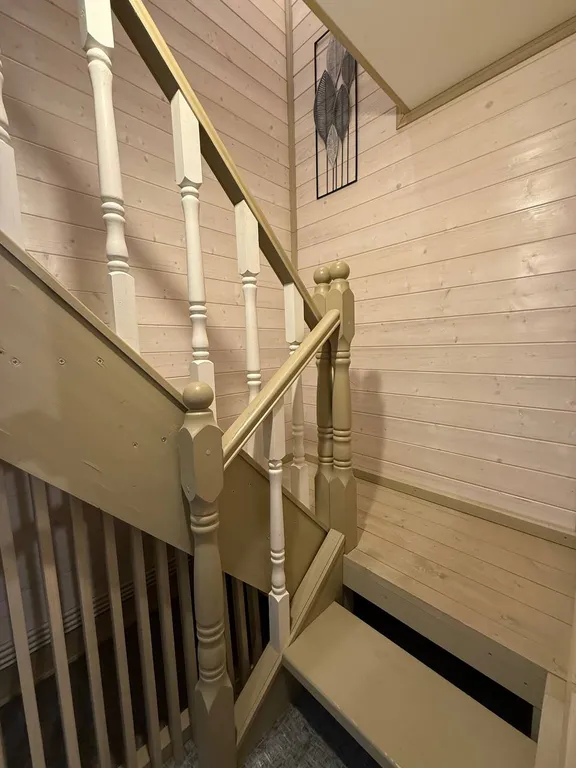 Коттедж с видом на пруд и парк