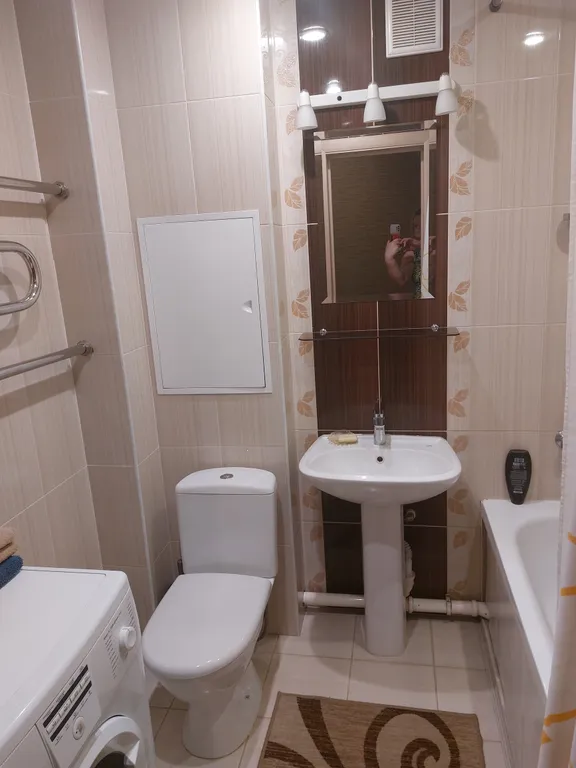 Квартира вмещает 3 двуспальных места