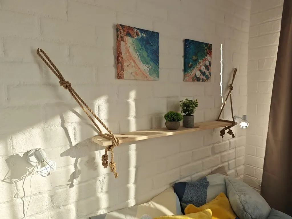 Стильная новая студия с кроватью-трансформером на двоих гостей