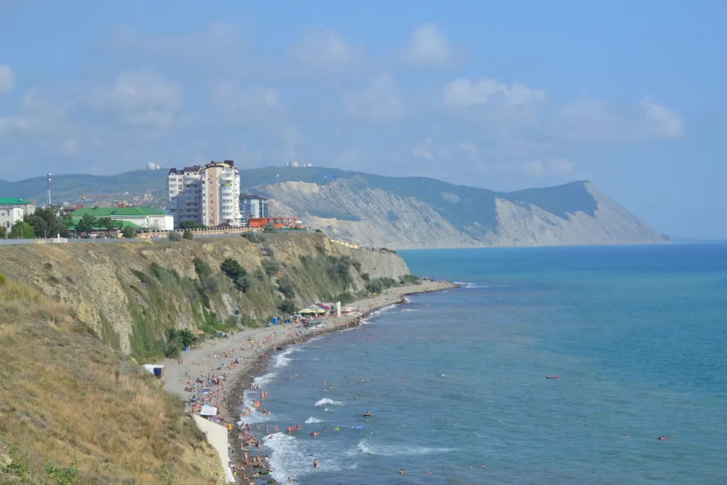 Квартира Трехместная комната в трёхкомнатной квартире — аренда посуточно в Анапа