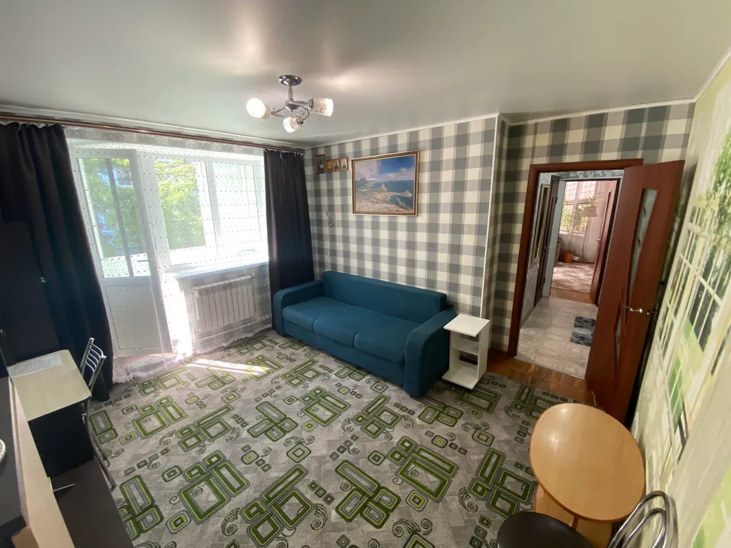 Уютная квартира в центре посёлка