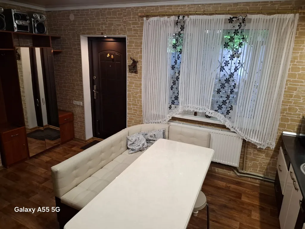 Двухкомнатный уютный дом со двором до моря 5 минут пешком