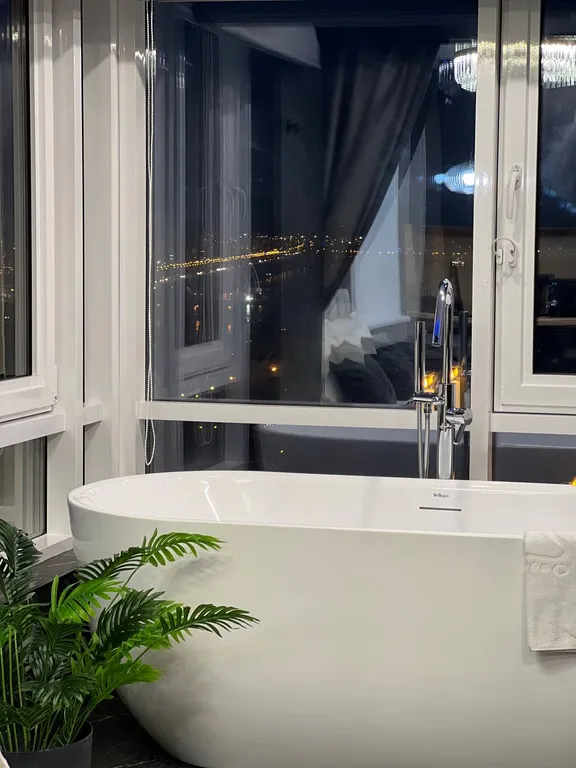 Видовая квартира с панорамой на город и Ангару