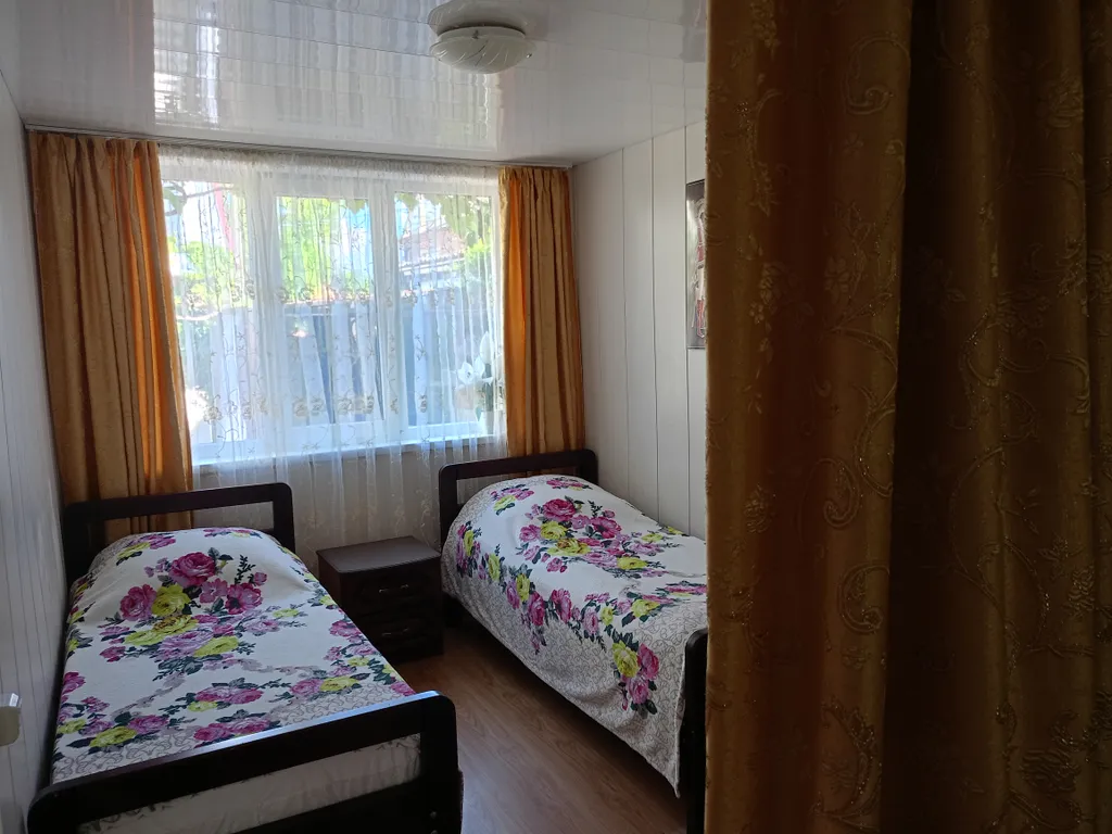 Коттедж Домик у моря — Ейск