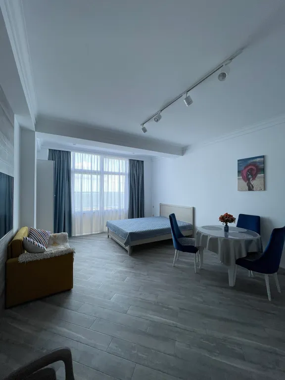 Шикарная квартира с видом на море