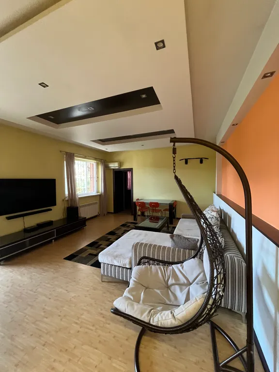 Апартамент с видом на горы