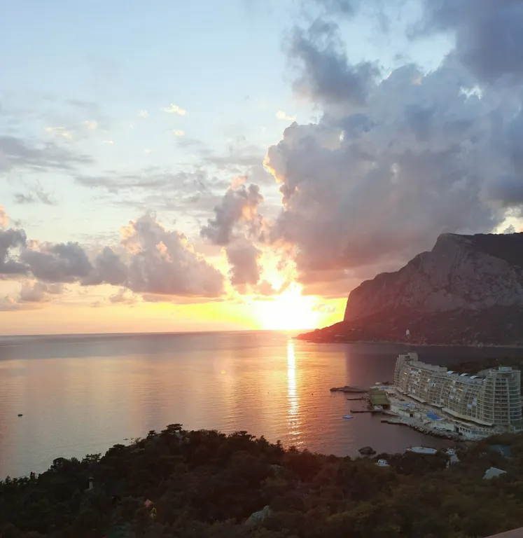 Видовая студия с видом на море и горы