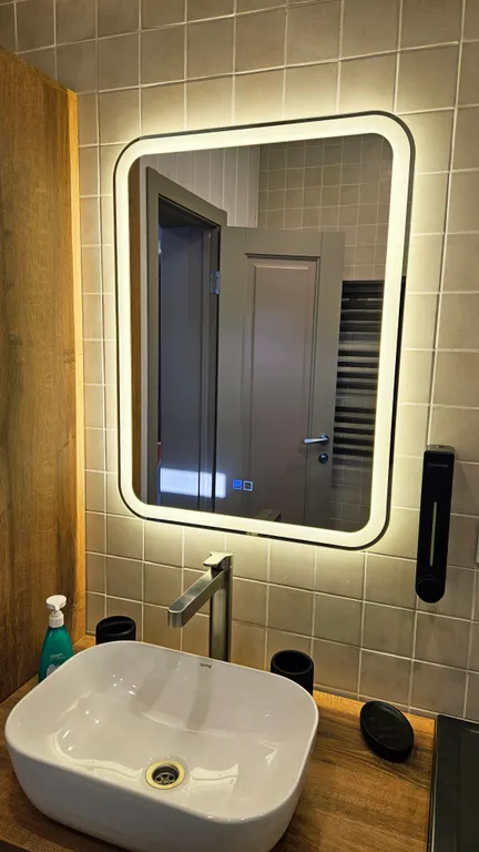 Далеко и надолго