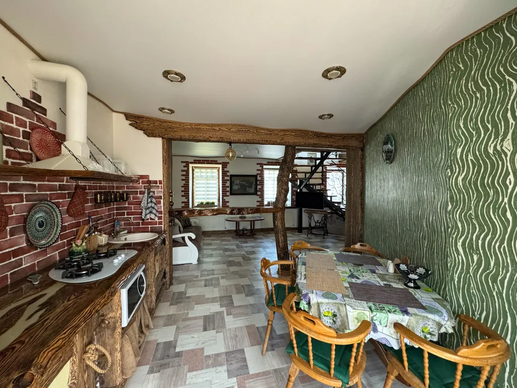 Тихий Уголок