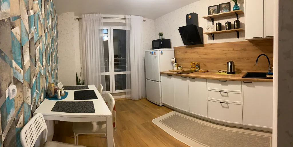 Уютная квартира в новом доме с большой парковкой