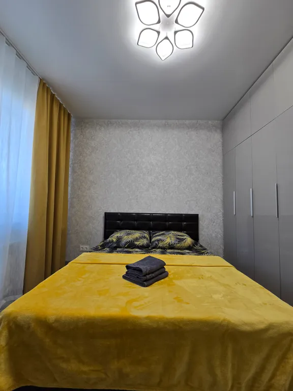 Новая полноценная квартира с балконом на Бульваре