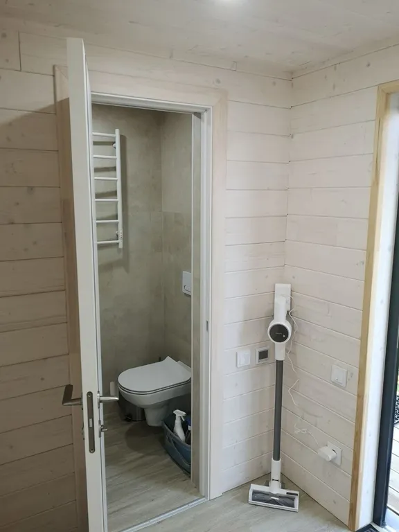 Коттедж Маврикий с сауной и видом на озеро