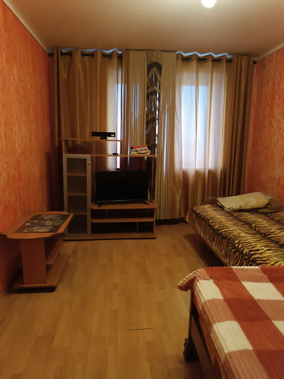 Квартира возле железнодорожного вокзала — аренда посуточно в Орёл