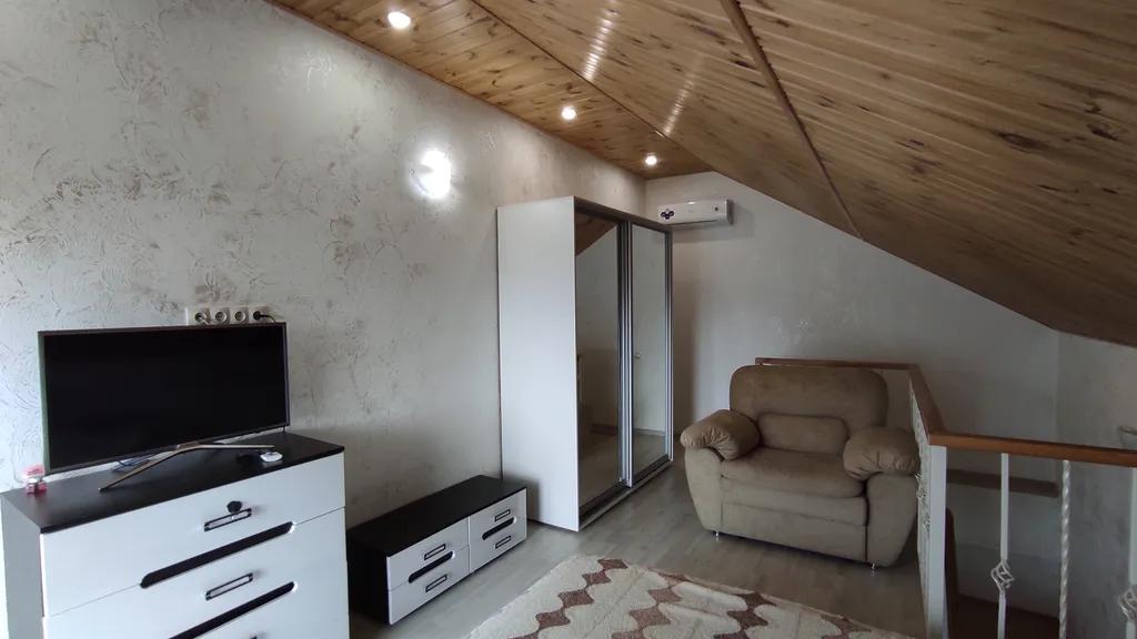 Уютный коттедж с видом на море