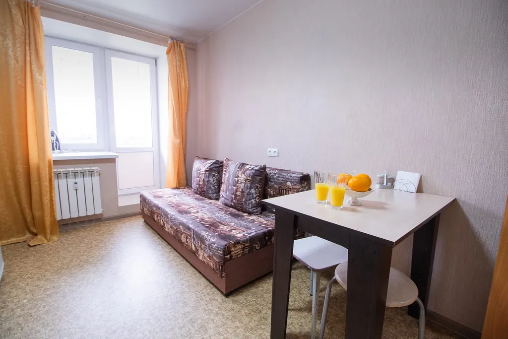 Уютная рядом с трассой на юг