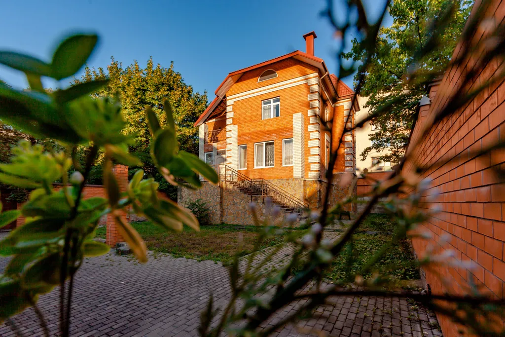 Уютный дом в центре города