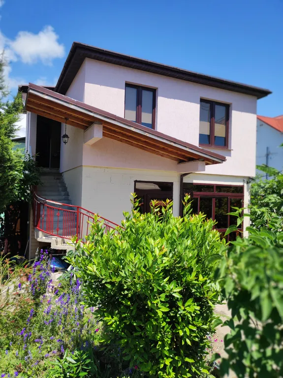 Уютный коттедж в Имеритинской долине