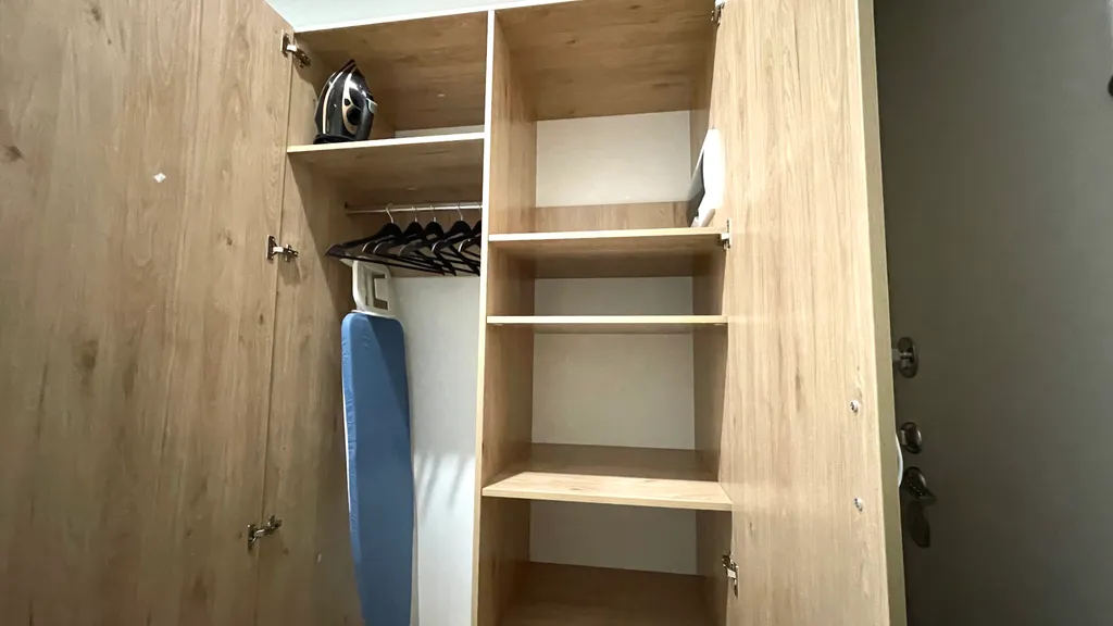 Современная квартира в центре города рядом с набережной