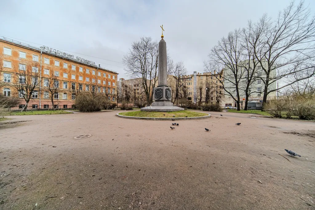 Квартира в центре у метро с исторической печью