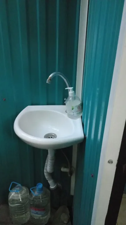 Домик на море