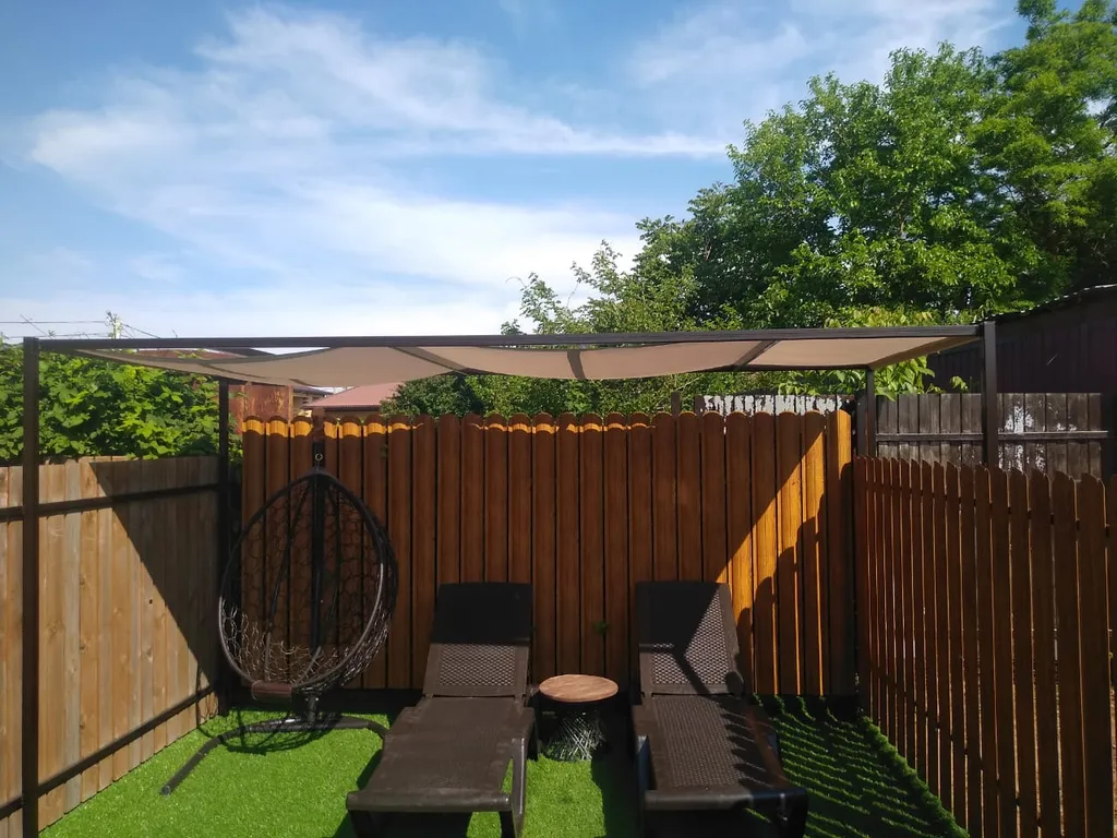 Коттедж Дом с бассейном — Кучугуры