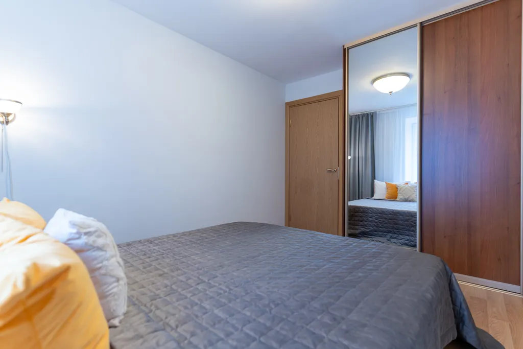 Просторная квартира с гидромассажной ванной и балконом