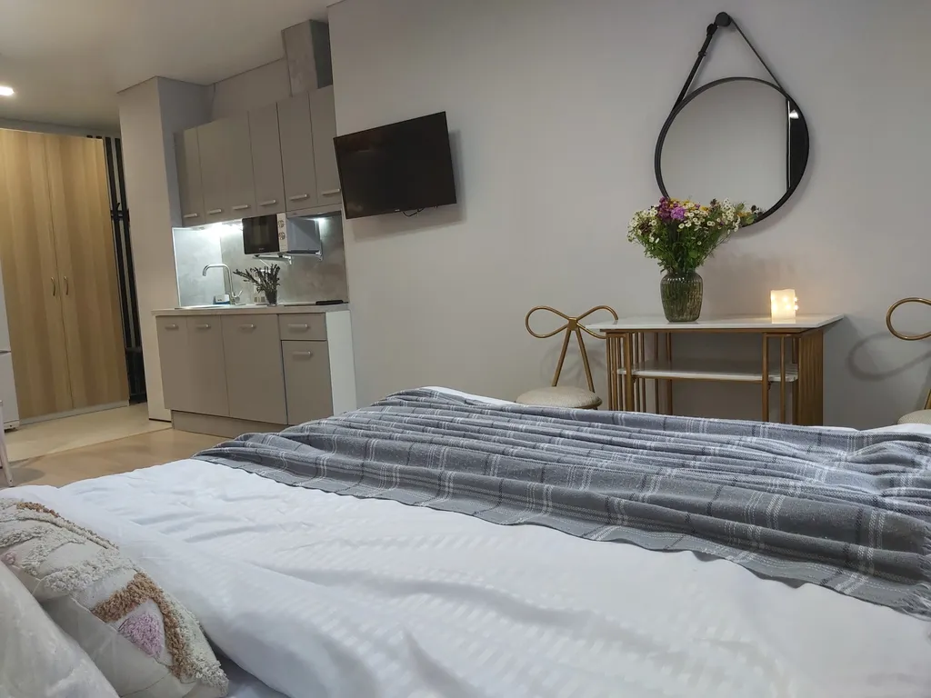 Дизайнерская студия у моря Зебра