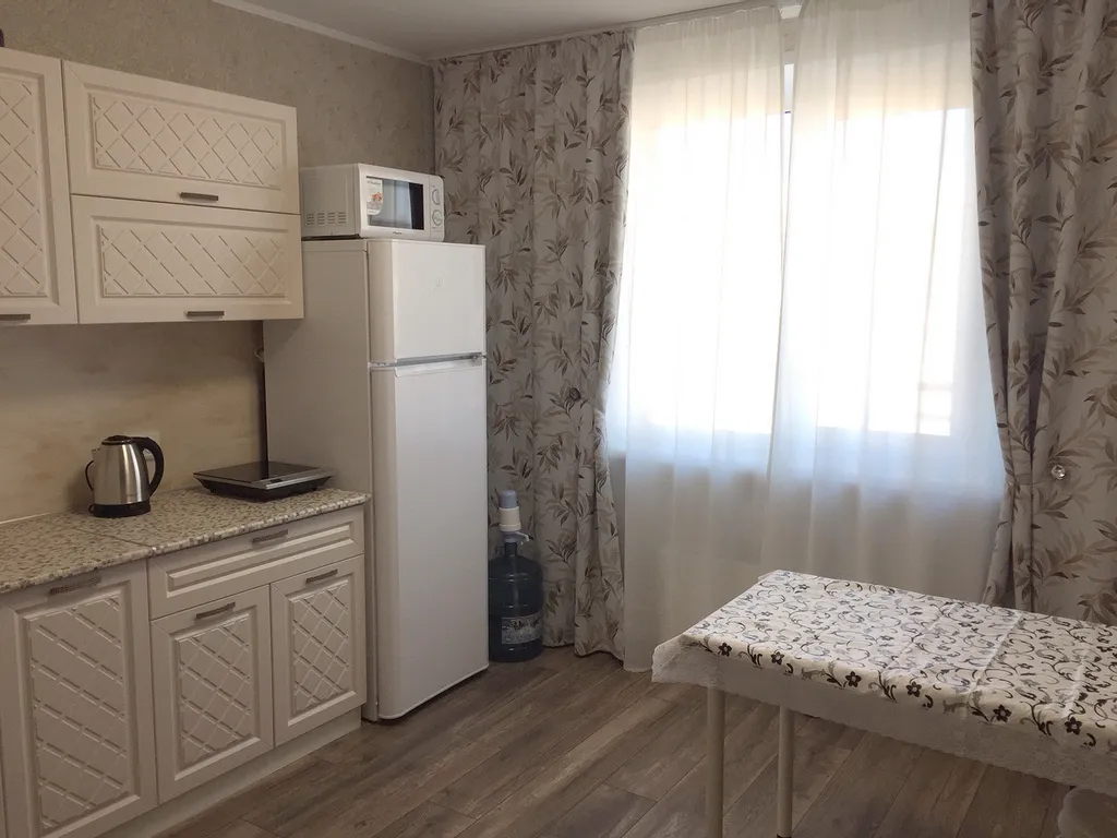 1 комнатная квартира рядом с "Park Inn"