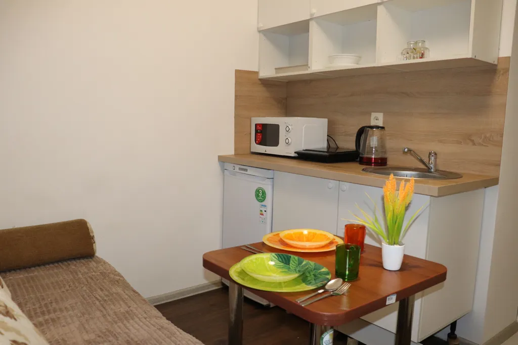 Ароматная студия с двуспальным диваном у станции МЦД-4 Железнодорожная