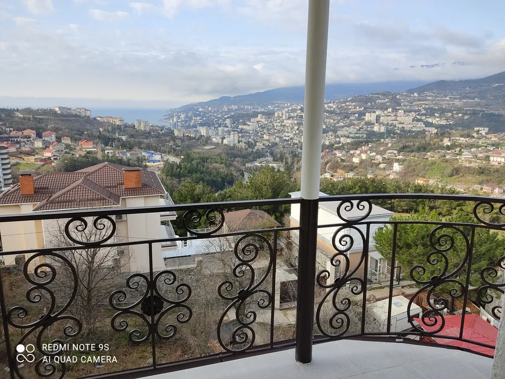 Уютная квартира с шикарным видом на море, горы, город, лес