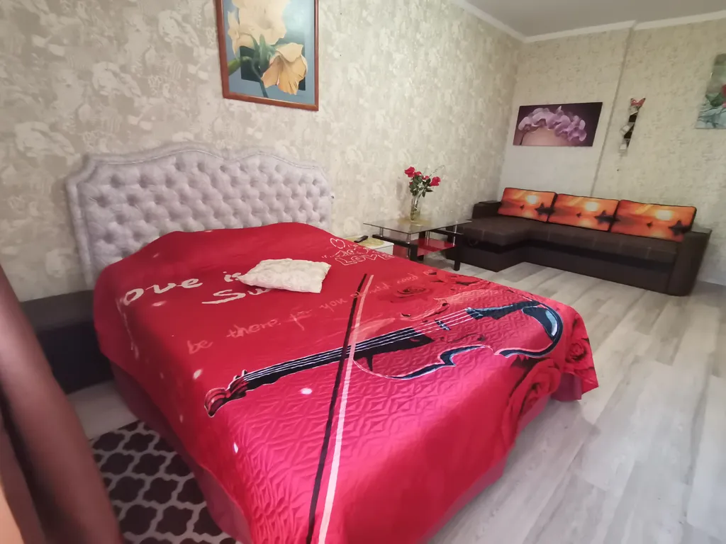 Квартира Своя квартира у моря в новом доме у парка Победы — Севастополь