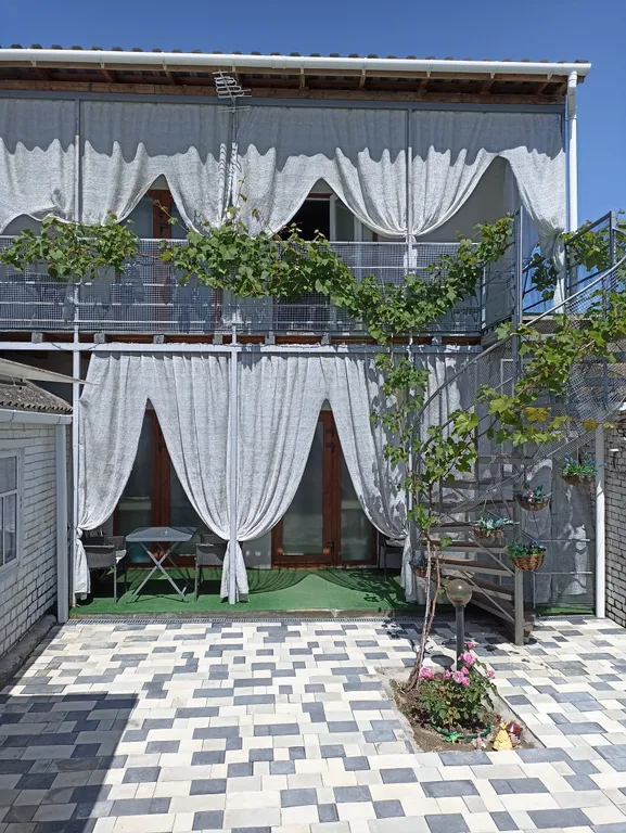 Студия №1, на 1 этаже