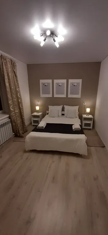 Дом в деревне с баней