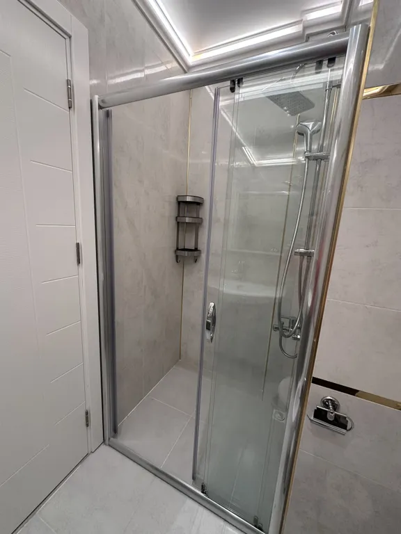 Светлая уютная квартира в Махмутларе с панорамным видом на море и горы