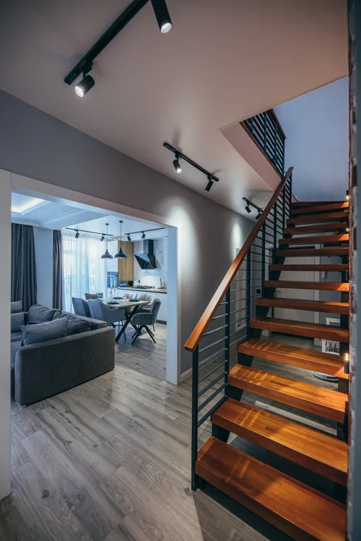 4-комнатная квартира в 100 метрах от моря