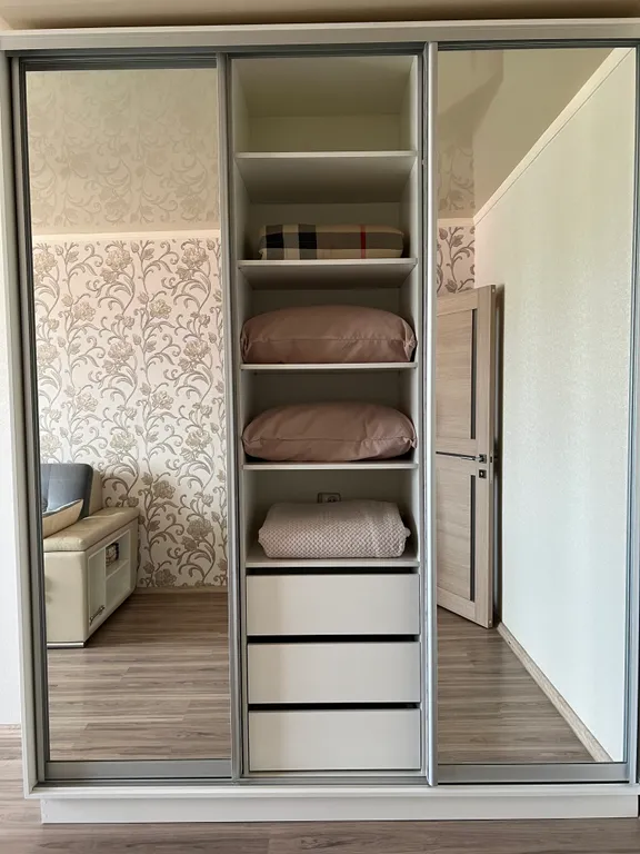 Квартира Светлая и уютная квартира — Лабинск