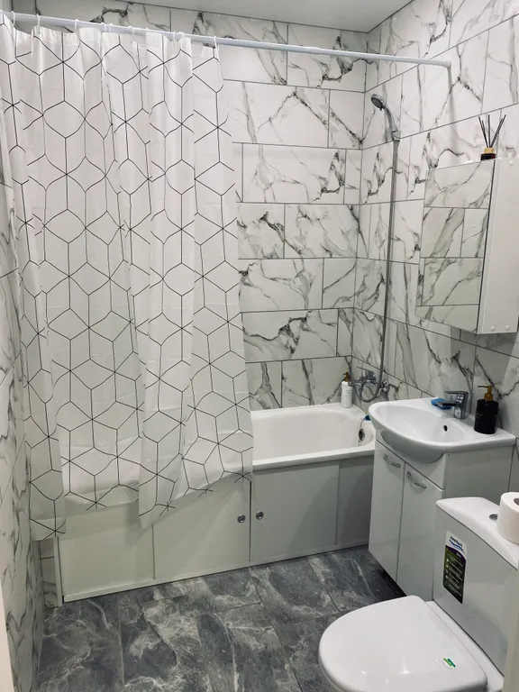 Квартира в цетре в новом доме