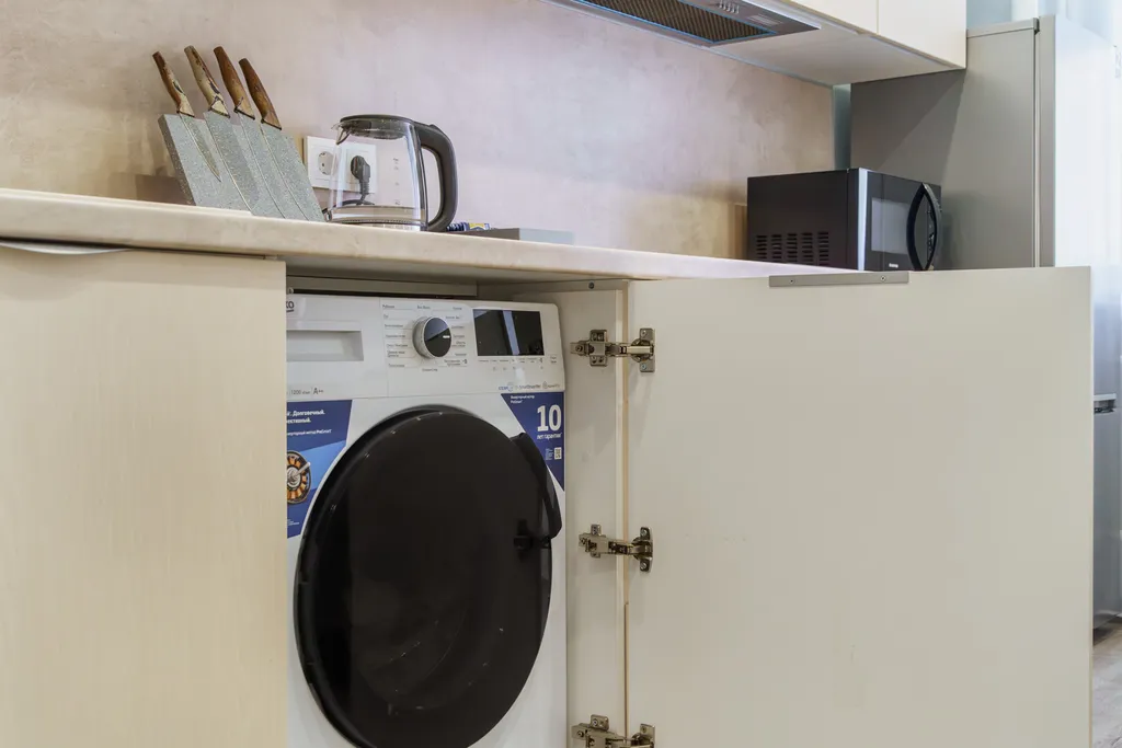 Современная квартира в центре, рядом с Новособорной площадью